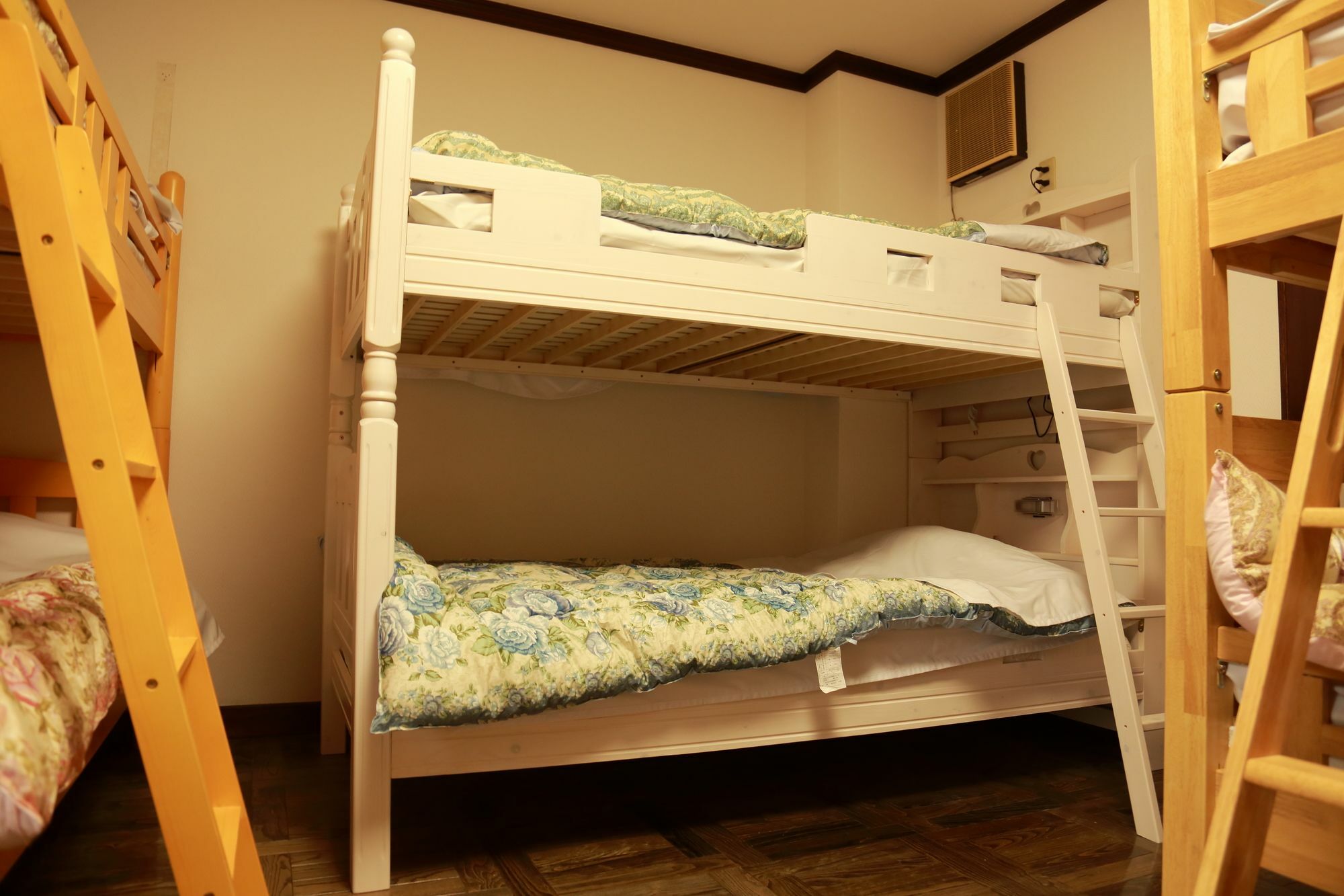 Guest House Fun Osaka Exterior photo